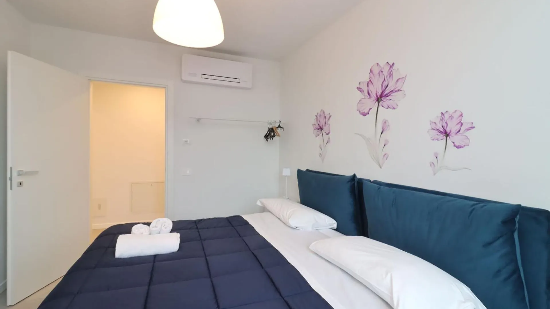 Apartment Suite Rose Florence Italy